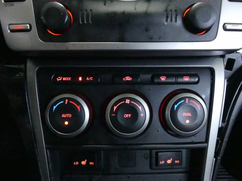 Блок керування пічкою клімат Mazda 6 GDB461190
