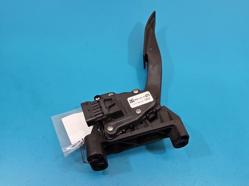 Педаль газу потенціометр Opel Astra H 9157998