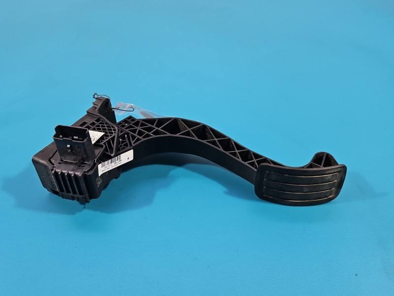 Педаль газу потенціометр Toyota Proace City 9854066180
