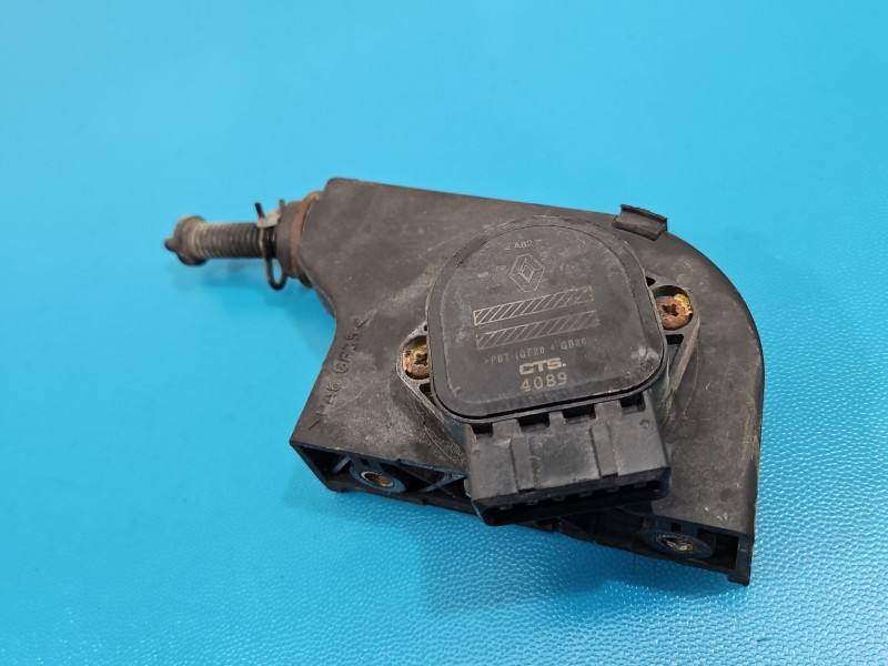 Педаль газу потенціометр Renault Scenic 1 7700431918