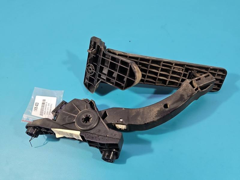 Педаль газу потенціометр Kia Ceed A10032700A6100 — фото деталі 3