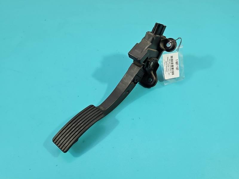 Педаль газу потенціометр Mitsubishi Outlander 1600A116