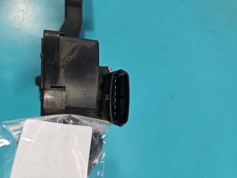 Педаль газу потенціометр Kia Venga 35190-4A501 — фото деталі 8