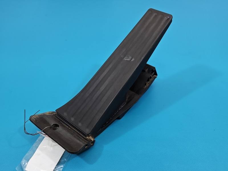 Педаль газу потенціометр BMW 7 F01 6852644