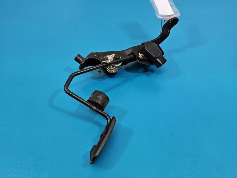 Педаль газу потенціометр Toyota Rav4 89281-33010