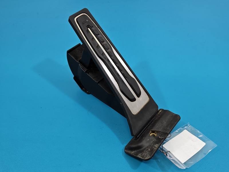 Педаль газу потенціометр BMW IX1 U11 6889825