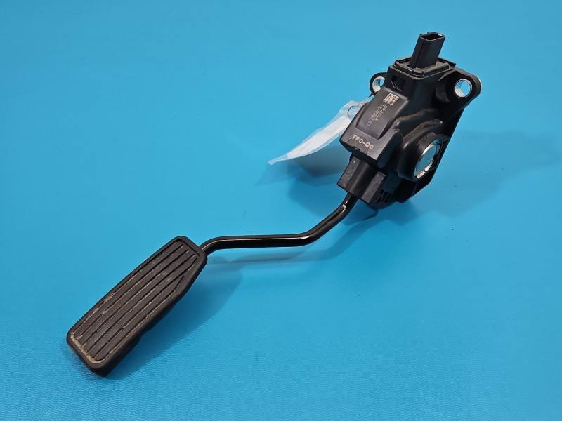 Педаль газа потенциометр Honda Jazz 51002262185