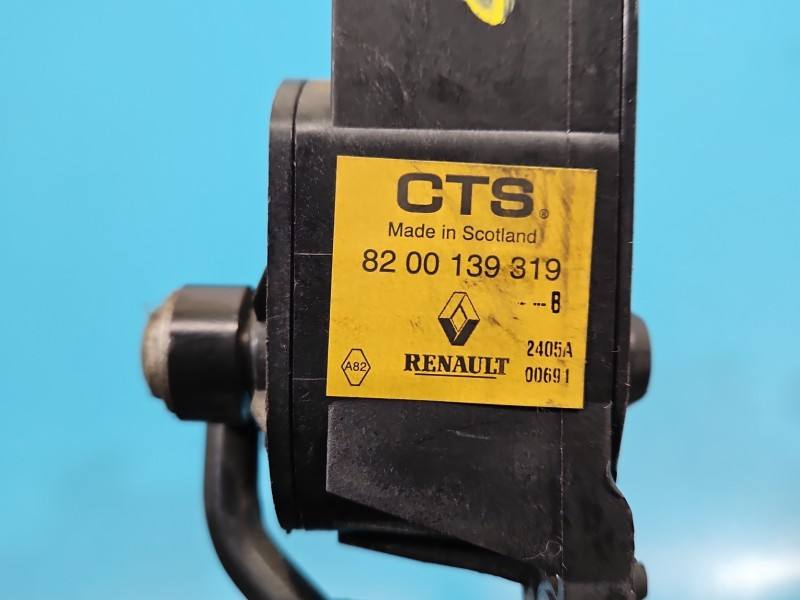 Педаль газа потенциометр Renault Modus 8200139319 — фото детали 10