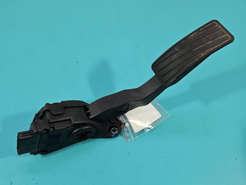 Педаль газа потенциометр Suzuki Vitara 49400-68L51