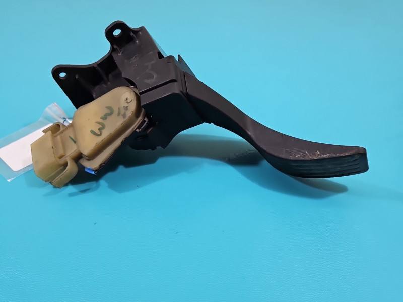 Педаль газу потенціометр Ford Focus 2M-51-9F836-AC