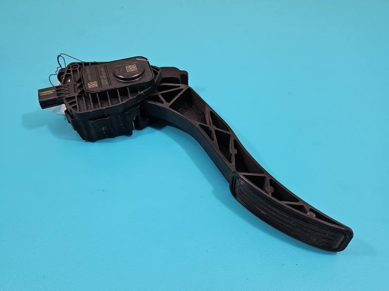 Педаль газа потенциометр Ford Fusion DG9C-9F836-AD