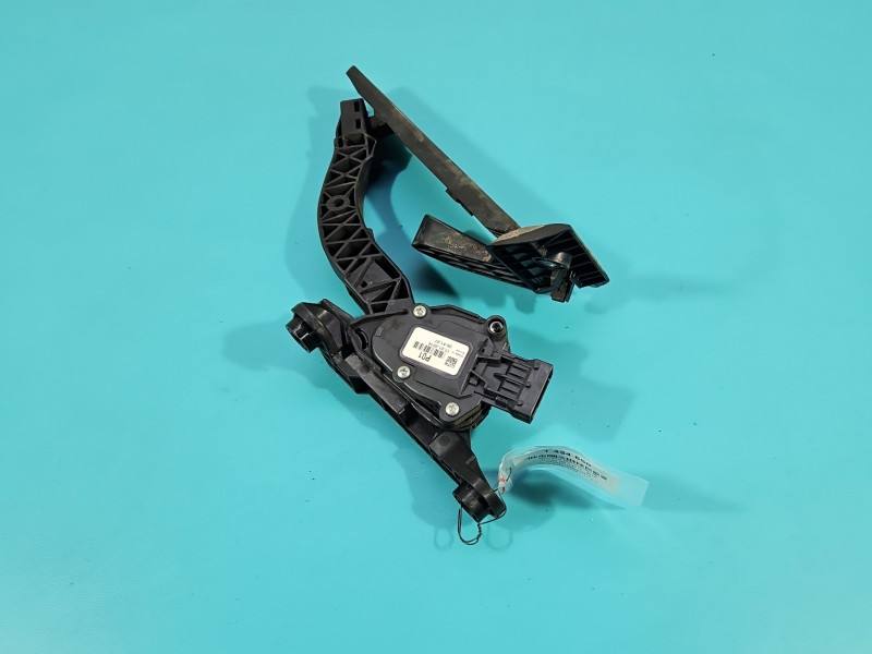 Педаль газа потенциометр Hyundai I30 32700-3XXXX