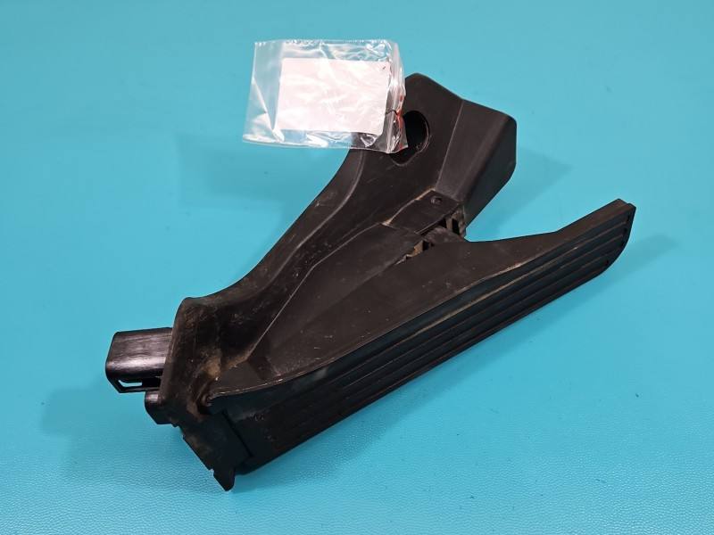Педаль газу потенціометр Volkswagen Tiguan 1K1723503R