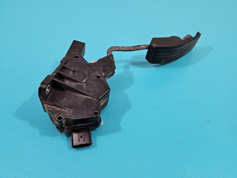 Педаль газу потенціометр Subaru Tribeca 198800-7620
