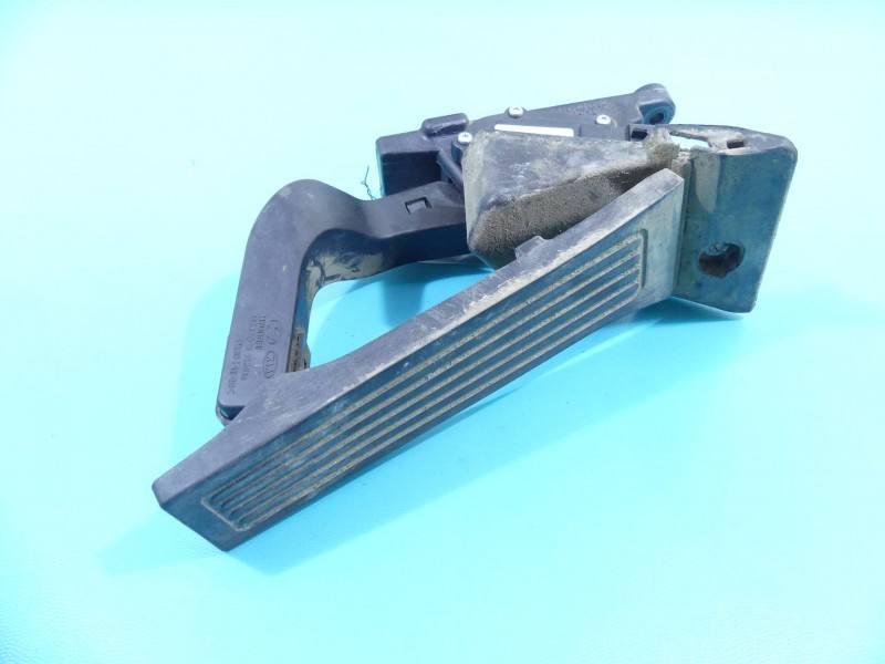 Педаль газа потенциометр Hyundai Ix35 GJG0308A-2S100
