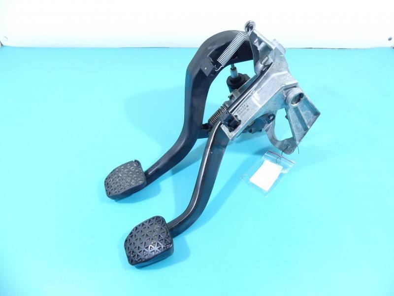 Педаль газу потенціометр BMW X1 E84 6761310