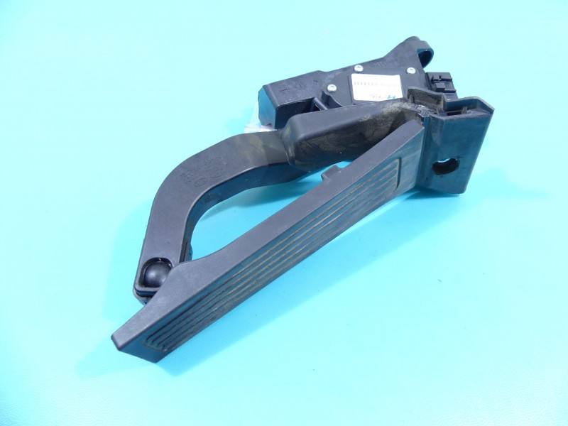 Педаль газу потенціометр Hyundai I40 HBH0372C-3Z000