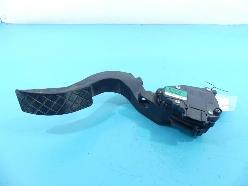 Педаль газу потенціометр Audi A4 B7 8E1721523C
