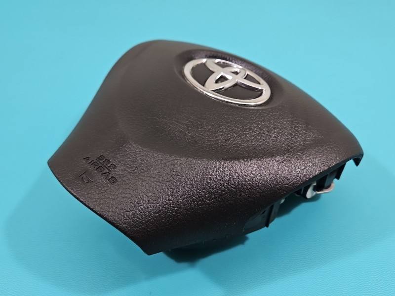 Подушка безопасности Airbag Toyota Auris 45130-02290-B0