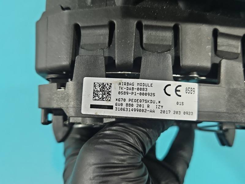 Подушка безпеки Airbag Skoda Fabia 3 6V0880201R — фото деталі 6