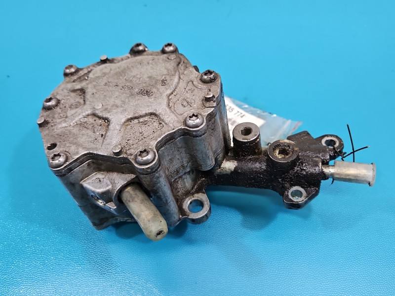 Вакуумний насос Volkswagen Passat B5 038145209C — фото деталі 5
