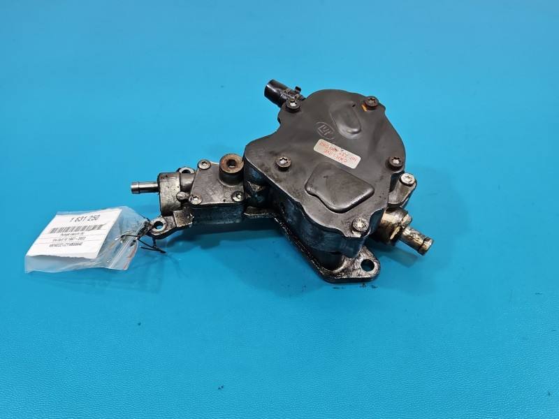 Вакуумний насос Volkswagen Golf 4 038145209E