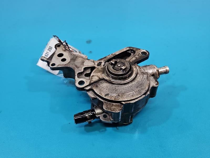 Вакуумний насос Volkswagen Golf 4 038145209E — фото деталі 5