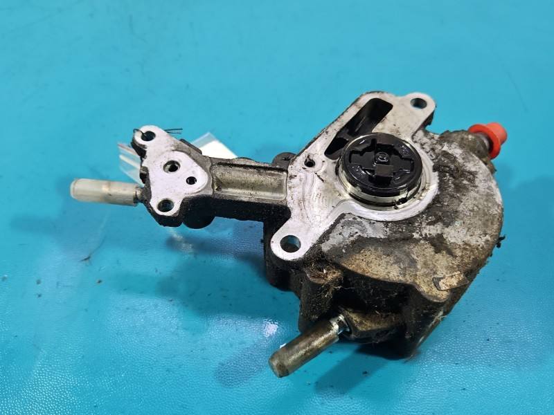 Вакуумний насос Seat Altea 038145209M