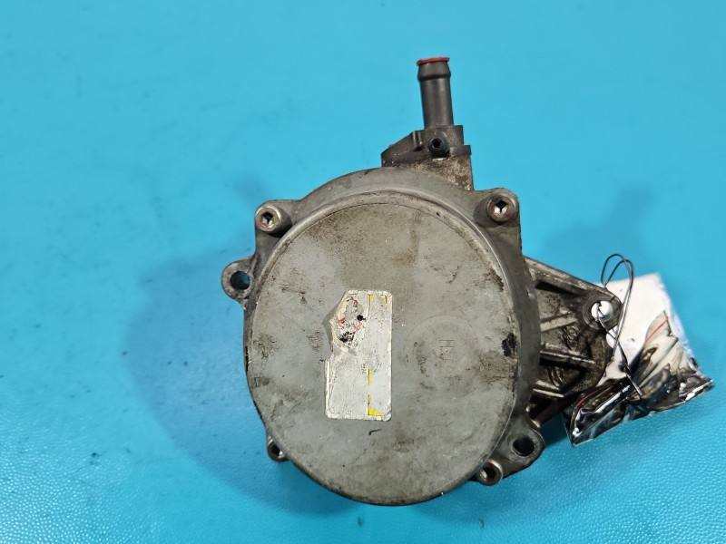 Вакуумний насос Hyundai I40 28810-2A500