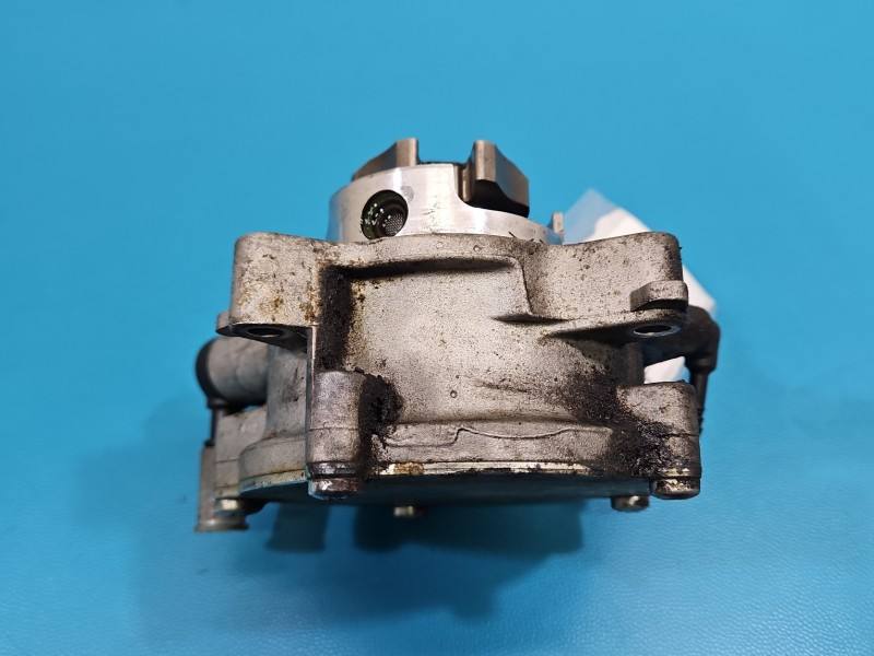 Вакуумний насос Opel Zafira C 80040031 — фото деталі 8