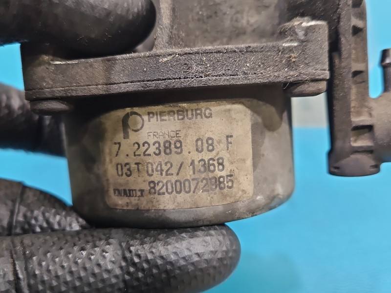 Вакуумний насос Opel Vivaro 8200072985 — фото деталі 4