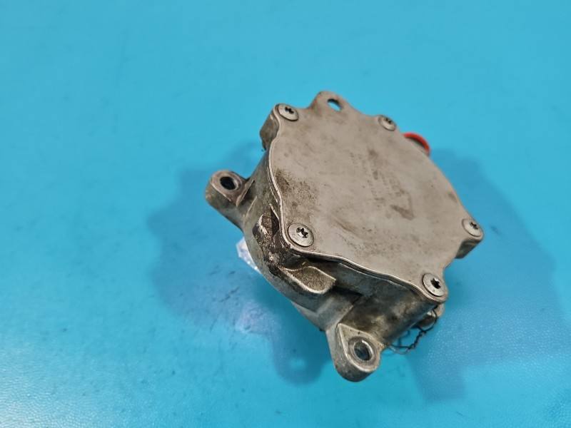 Вакуумний насос Land Rover Range Rover BB5E-2A451-BB — фото деталі 6