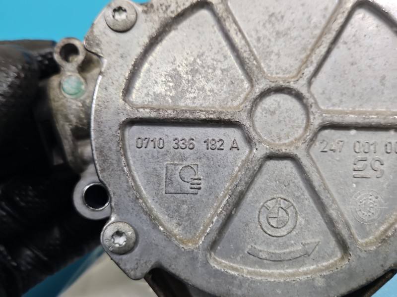 Вакуумний насос BMW X3 F25 0710336182A — фото деталі 6