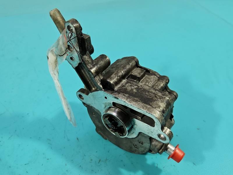 Вакуумный насос Audi A3 8P 038145209C
