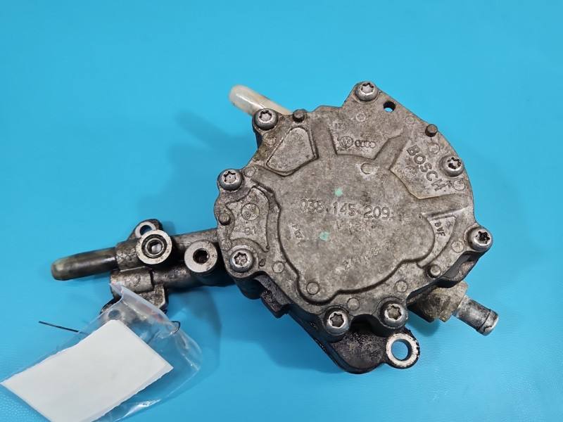 Вакуумний насос Volkswagen Touran 038145209M