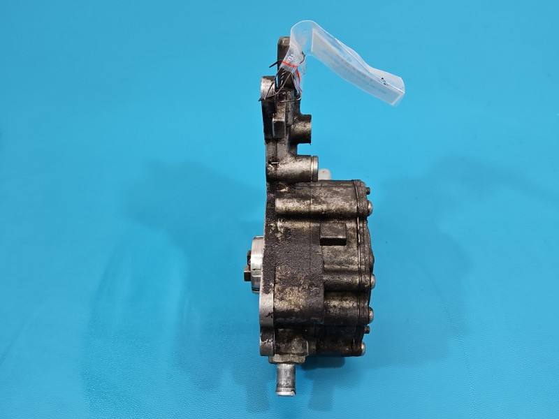 Вакуумний насос Volkswagen Touran 038145209M — фото деталі 8