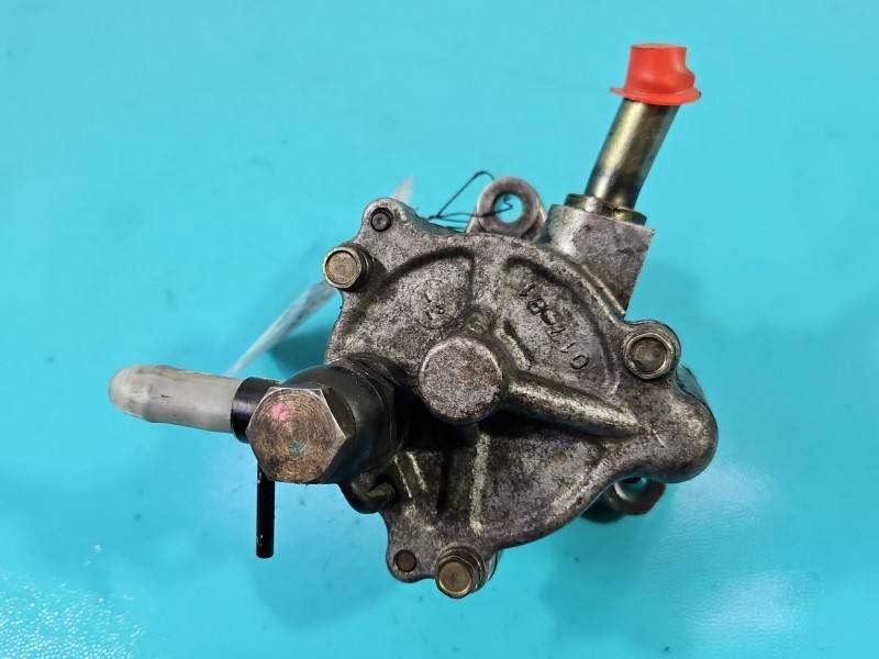 Вакуумний насос Toyota Rav4 29300-27020 — фото деталі 6