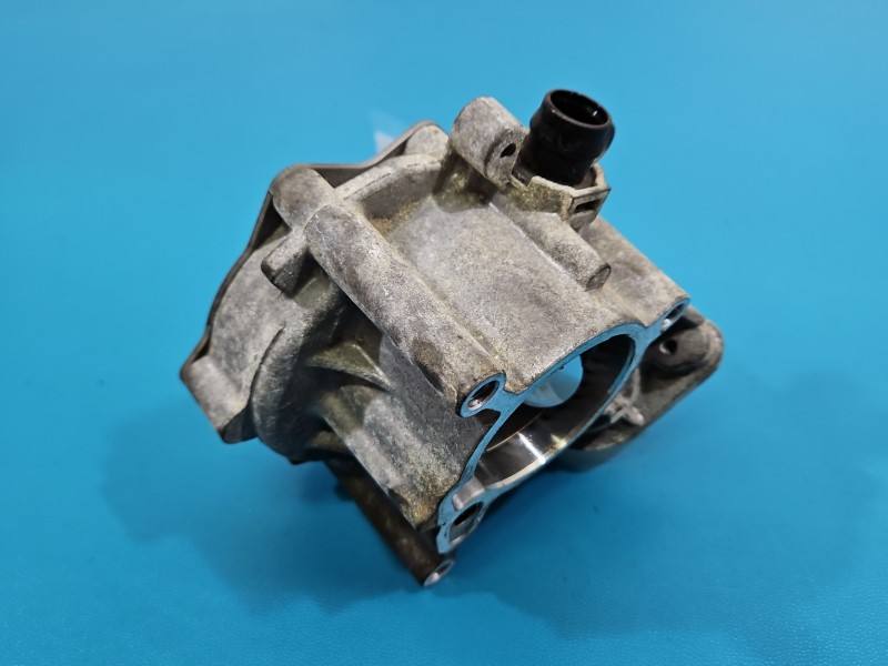 Вакуумный насос Audi A3 8V 06K145100B