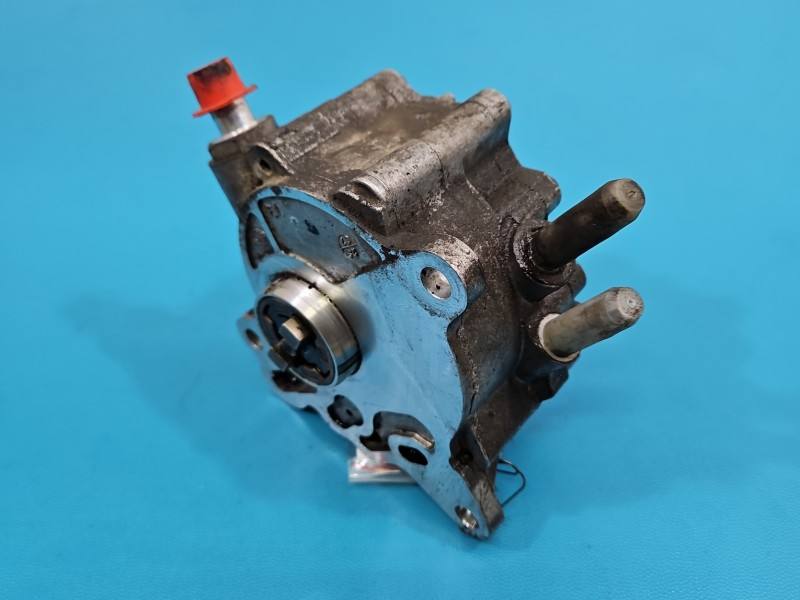 Вакуумний насос Audi A6 C6 03G145209C