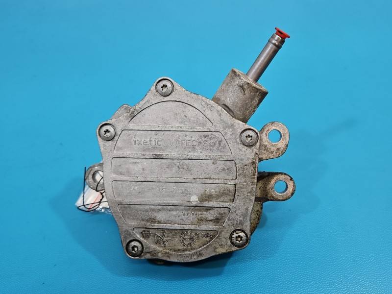 Вакуумный насос Toyota Verso 16040985 — фото детали 6