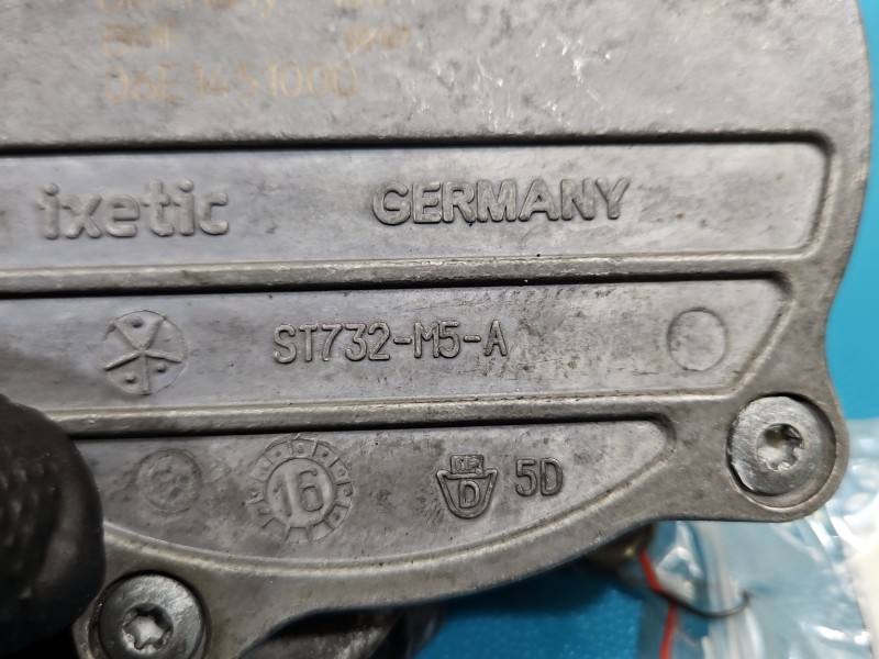 Вакуумний насос Audi Q7 ST732-M5-A — фото деталі 7