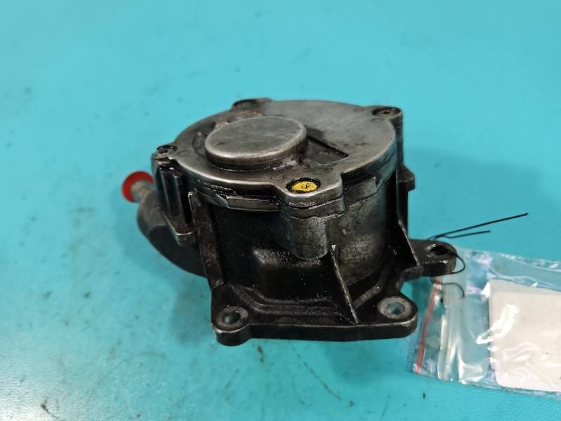 Вакуумный насос Mercedes ML W164 A6422300165 — фото детали 5