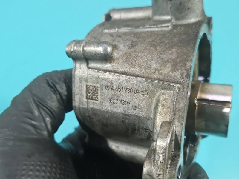 Вакуумний насос Mercedes B W246 A6512300465 — фото деталі 7