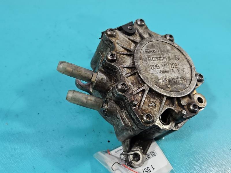 Вакуумный насос Volkswagen Passat B6 03G145209C — фото детали 6