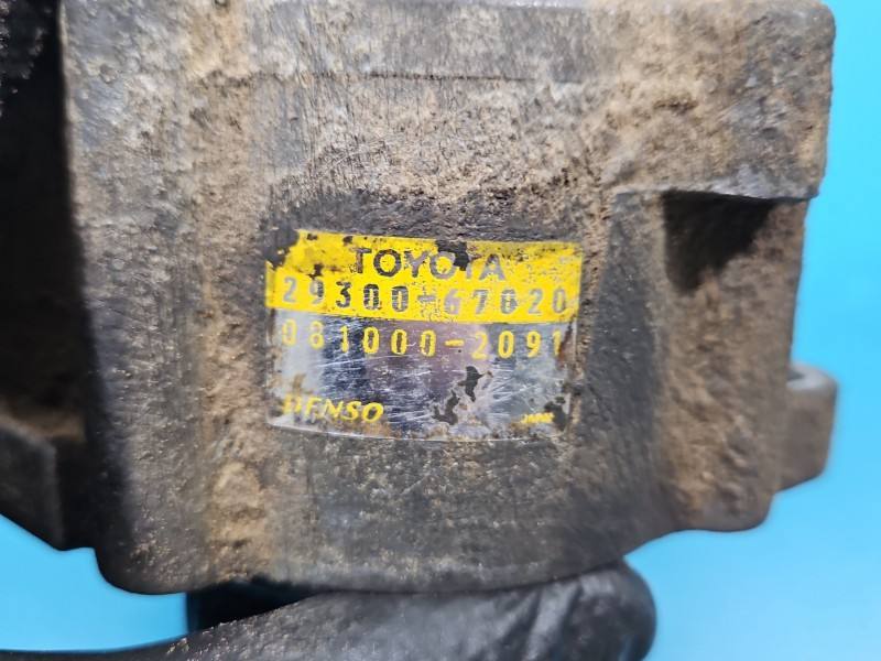 Вакуумний насос Toyota Land Cruiser 29300-67020 — фото деталі 7