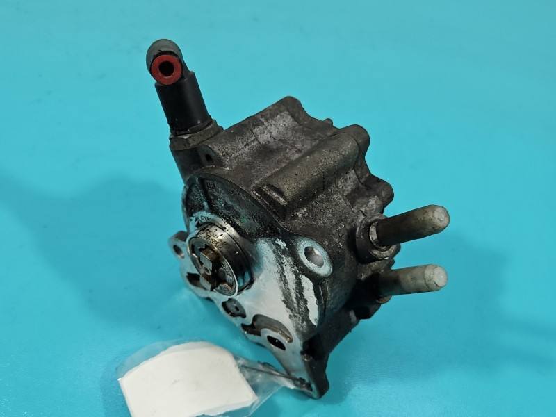 Вакуумний насос Volkswagen Jetta 03G145209C