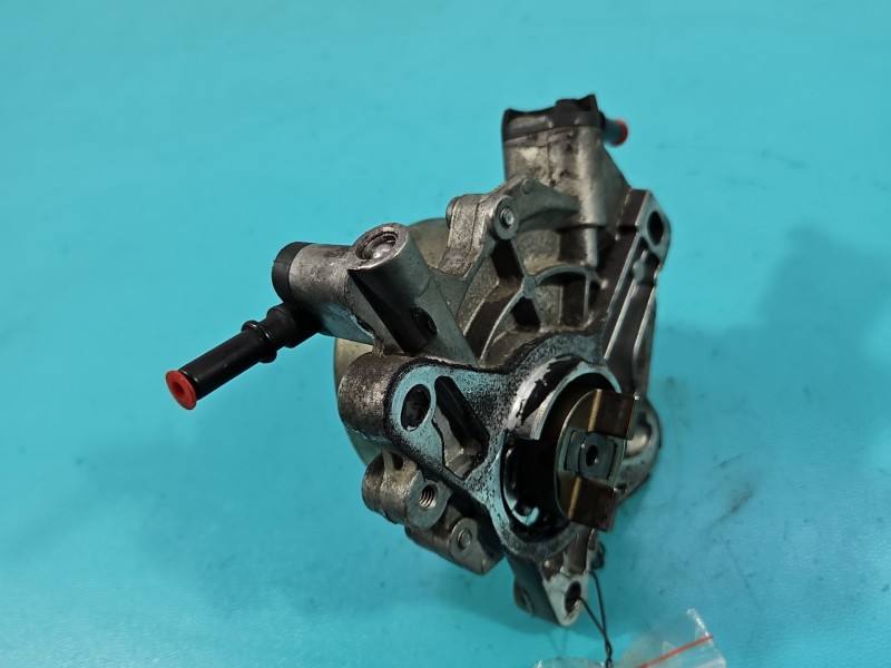 Вакуумный насос Ford S-max 9674192280