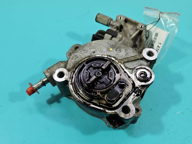 Вакуумный насос Ford S-max D171B-1B — фото детали 2