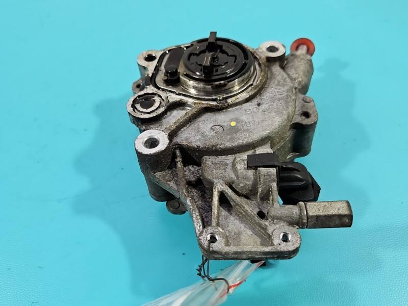 Вакуумный насос Ford S-max D171B-1B — фото детали 4