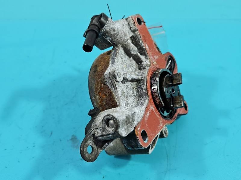 Вакуумний насос Ford S-max 9673836180